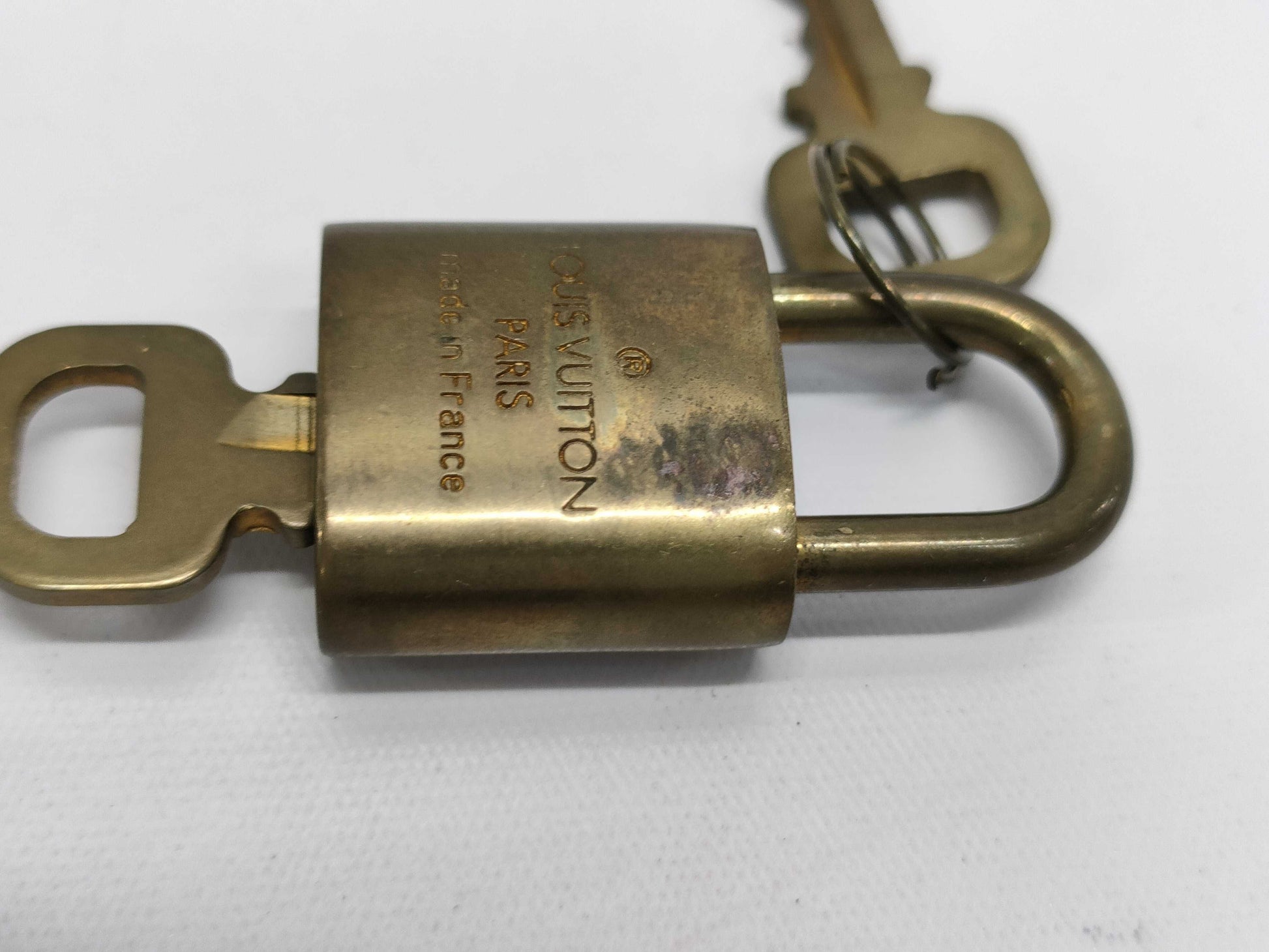LOUIS VUITTON Louis Vuitton Key and Cadena Set x 10 Other Accessories