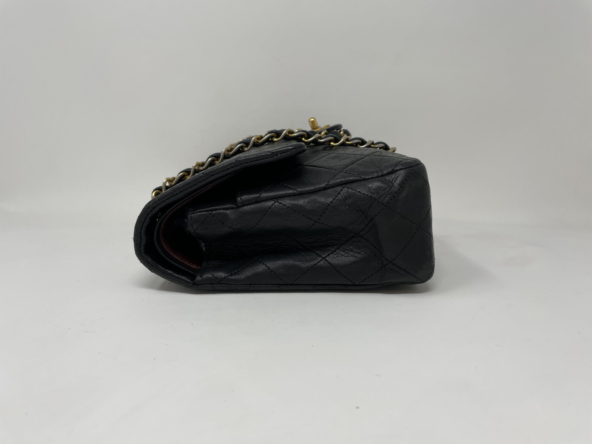 CHANEL CHANEL Shoulder Bag Matelasse Double Flap Gold Hardware Turn Lock Shoulder Bag
