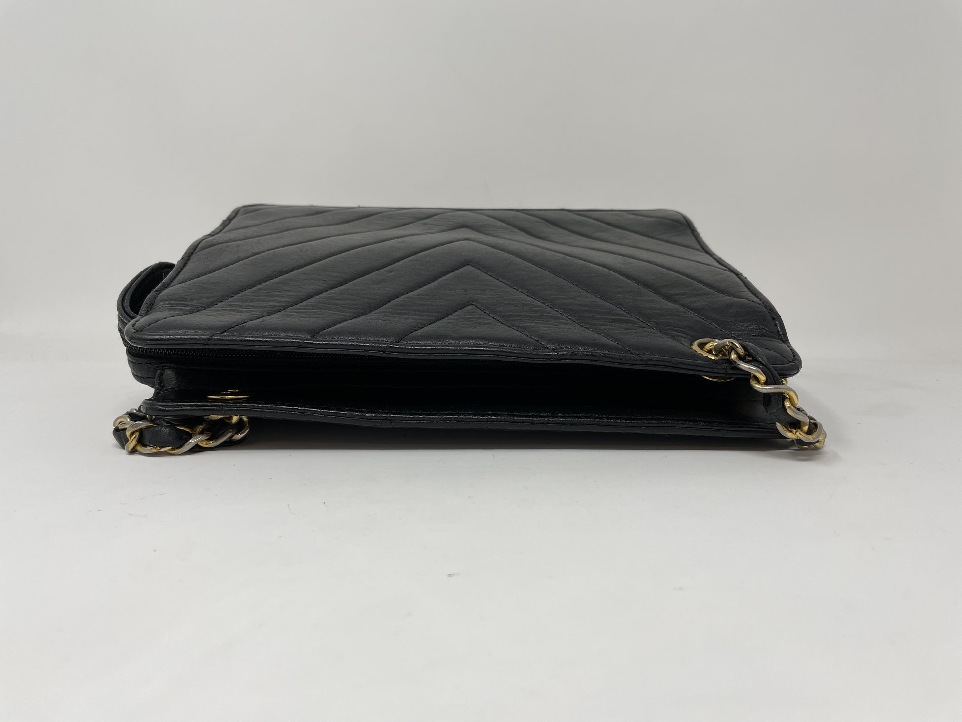 CHANEL CHANEL Shoulder Bag Chevron V Stitch Shoulder Bag