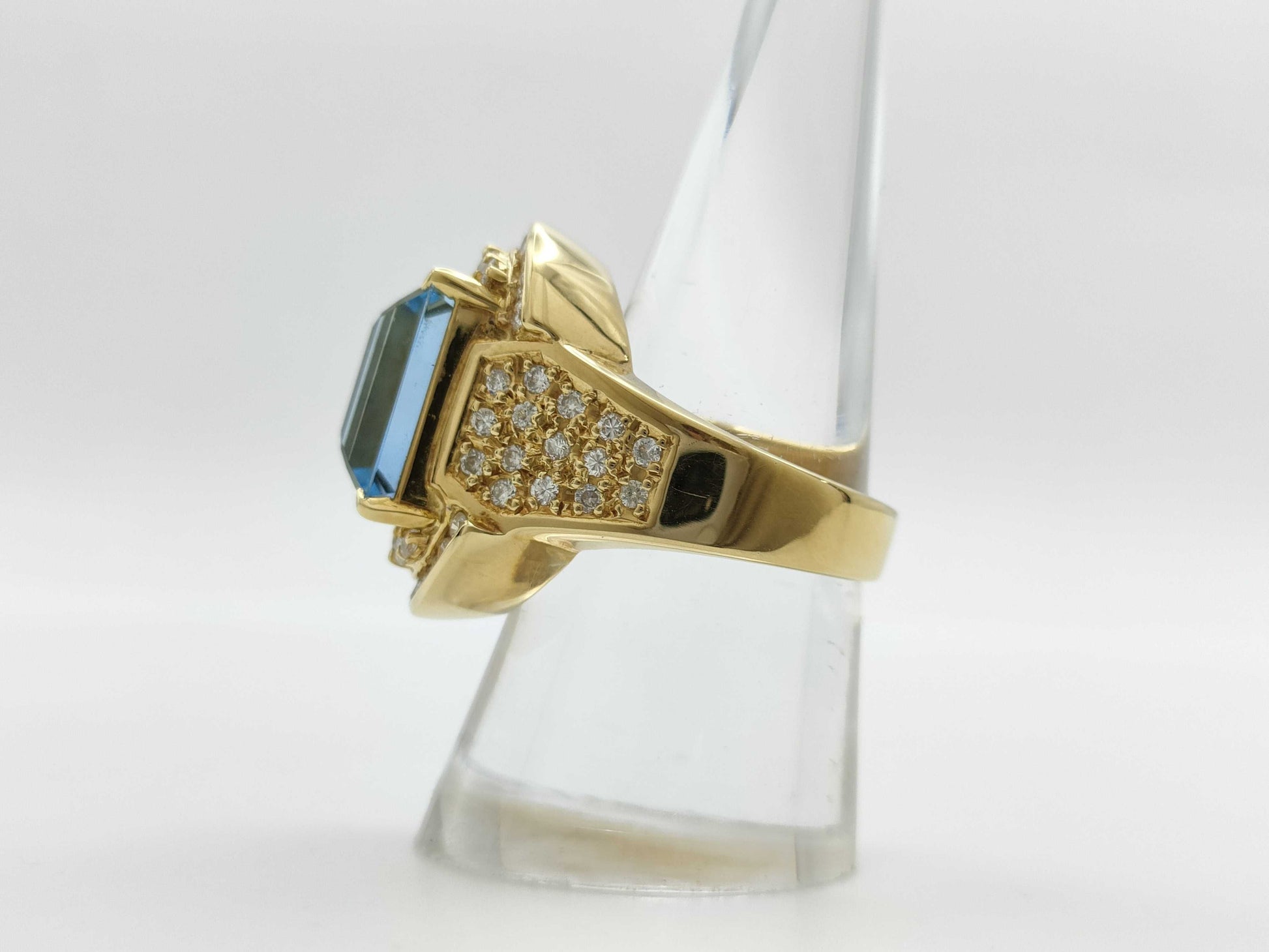 AQ10.69ct D1.23ct K18 15.7g Ring 