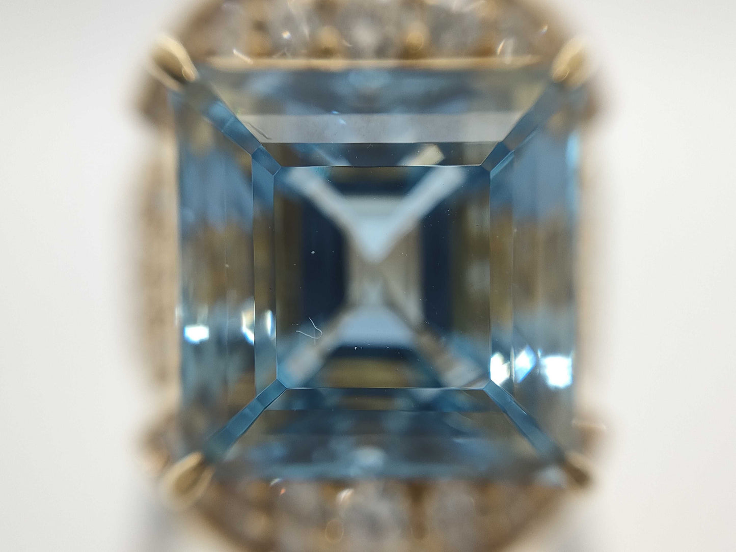 AQ10.69ct D1.23ct K18 15.7g Ring 