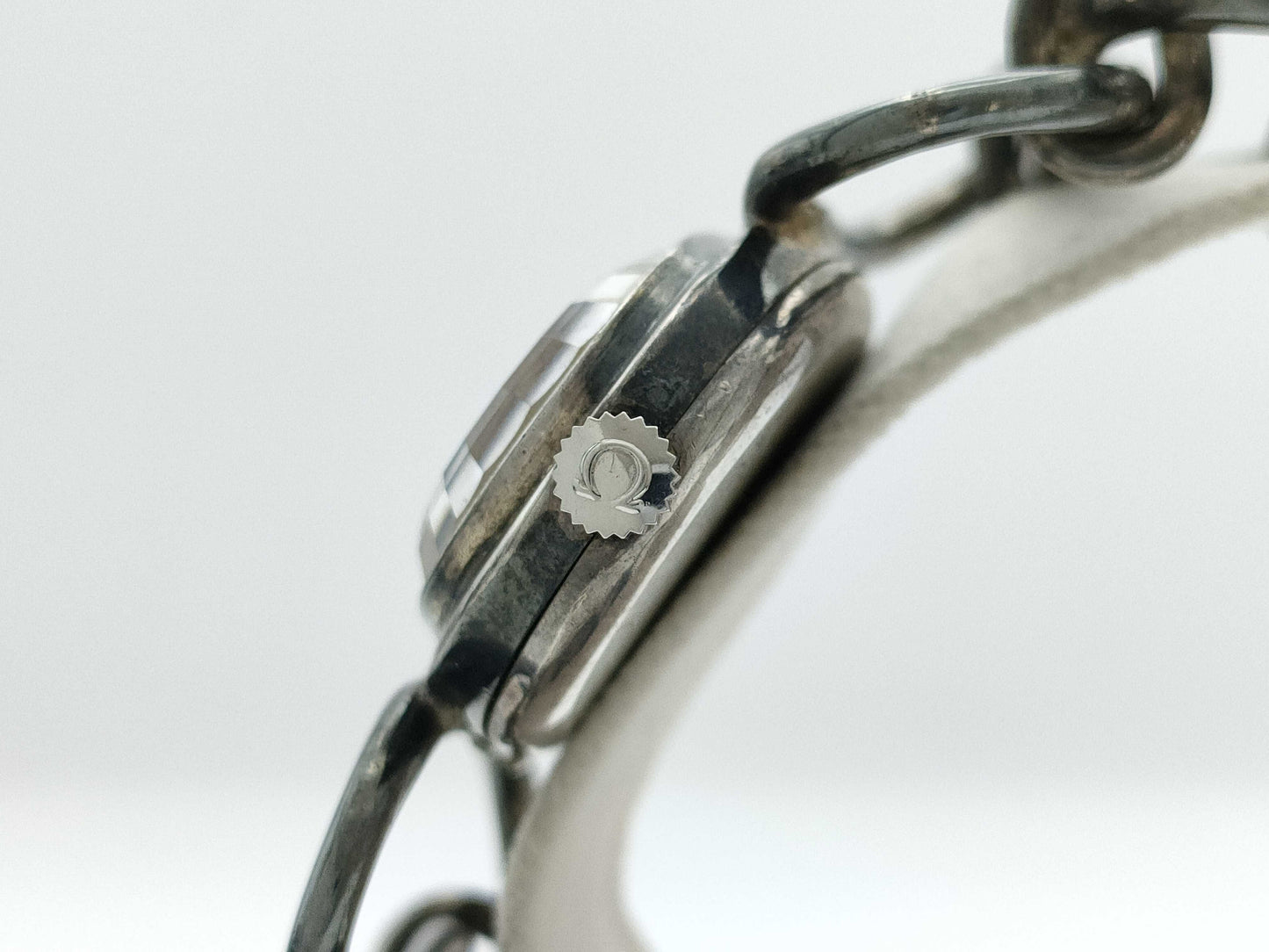 OMEGA De Ville Hand-Wound Lapis Lazuli Dial Women's Watch