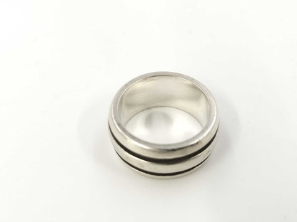 Tiffany & Co. Grooved Double Line 9.4g Ring