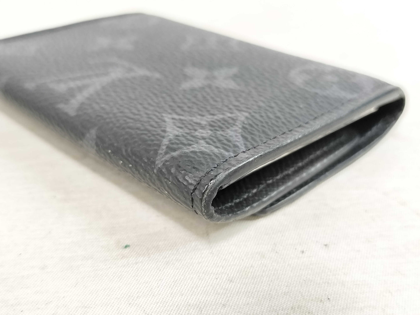 LOUIS VUITTON Monogram Eclipse M82603 Multicle 6-Ring RFID Key Case