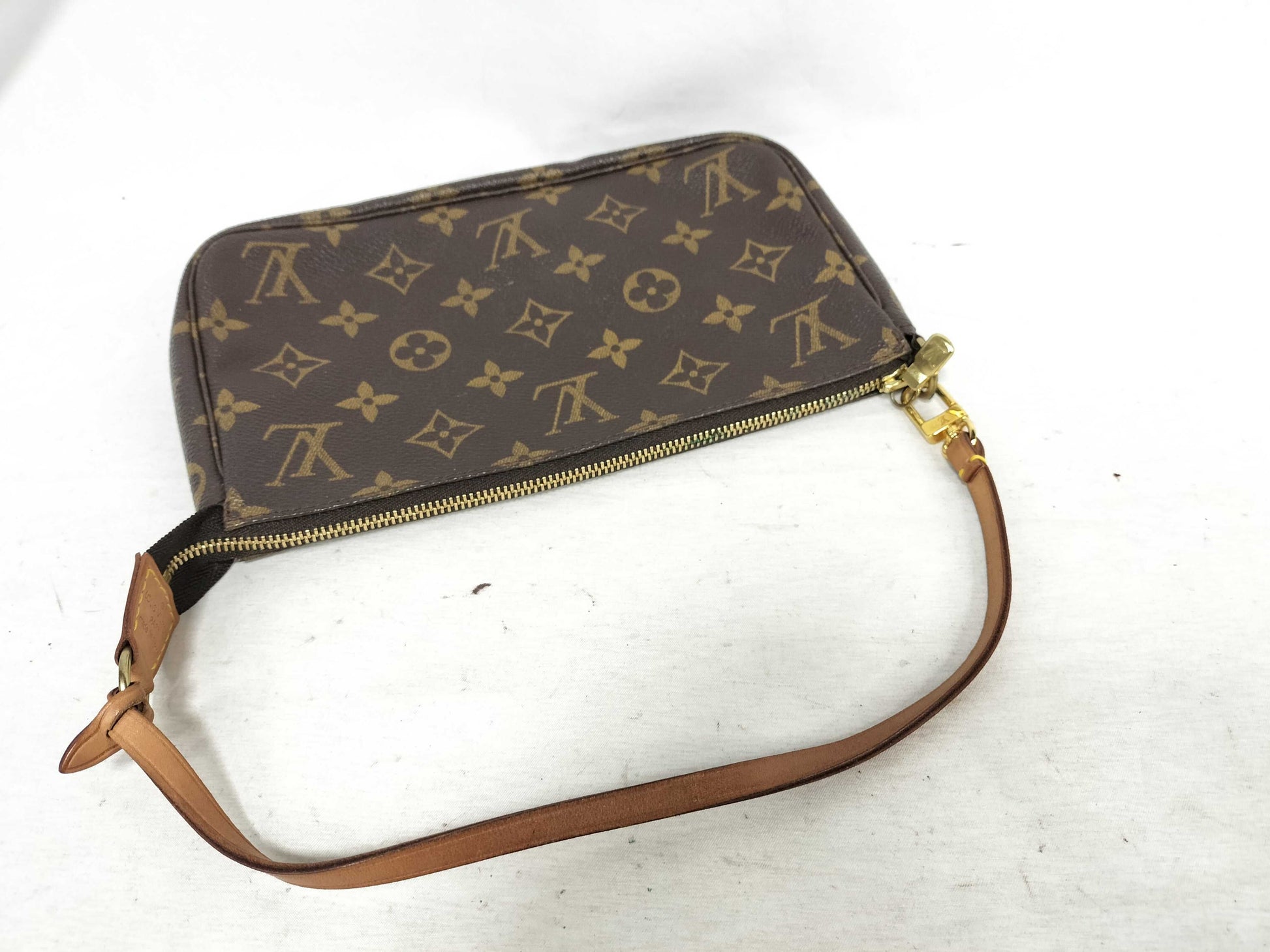 LOUIS VUITTON Monogram Pochette Accessoires M51980 Pouch Handbag