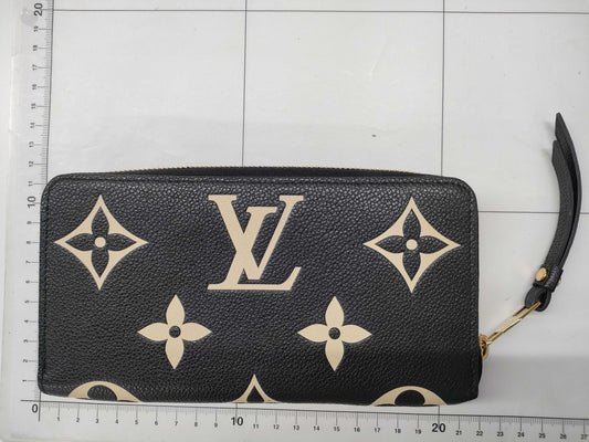 LOUIS VUITTON Vuitton Monogram Unplanted Bicolor Zippy Wallet M80481 RFID Black Beige Wallet Wallet