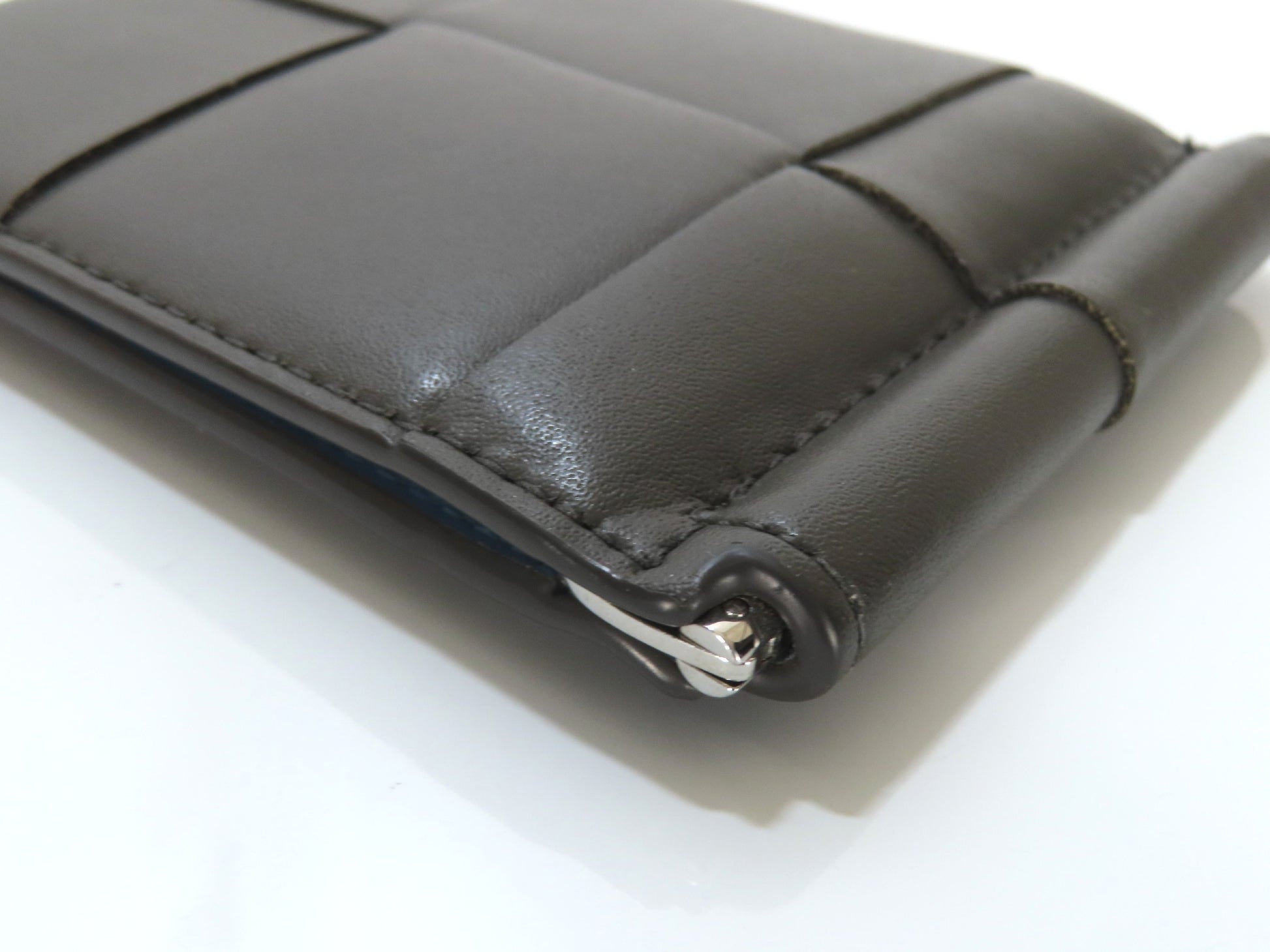 BOTTEGA VENETA Bottega Maxi Intrecciato Money Clip Wallet
