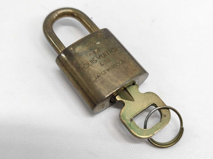 LOUIS VUITTON LOUISVUITTON Cadena. Key x 10 Other accessories