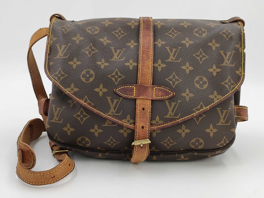 LOUIS VUITTON LOUISVUITTON Monogram Saumur 30 M42256 Shoulder Bag