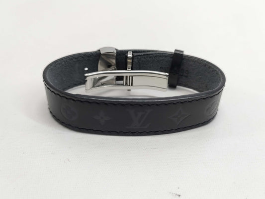 LOUIS VUITTON LOUISVUITTON Brasserie Vougeot Luck Bracelet M64447 Bracelet/Bangle