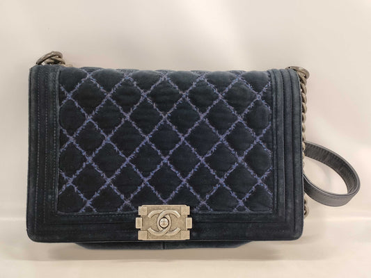 CHANEL Chain 19930883 Suede No. 1 Shoulder Bag