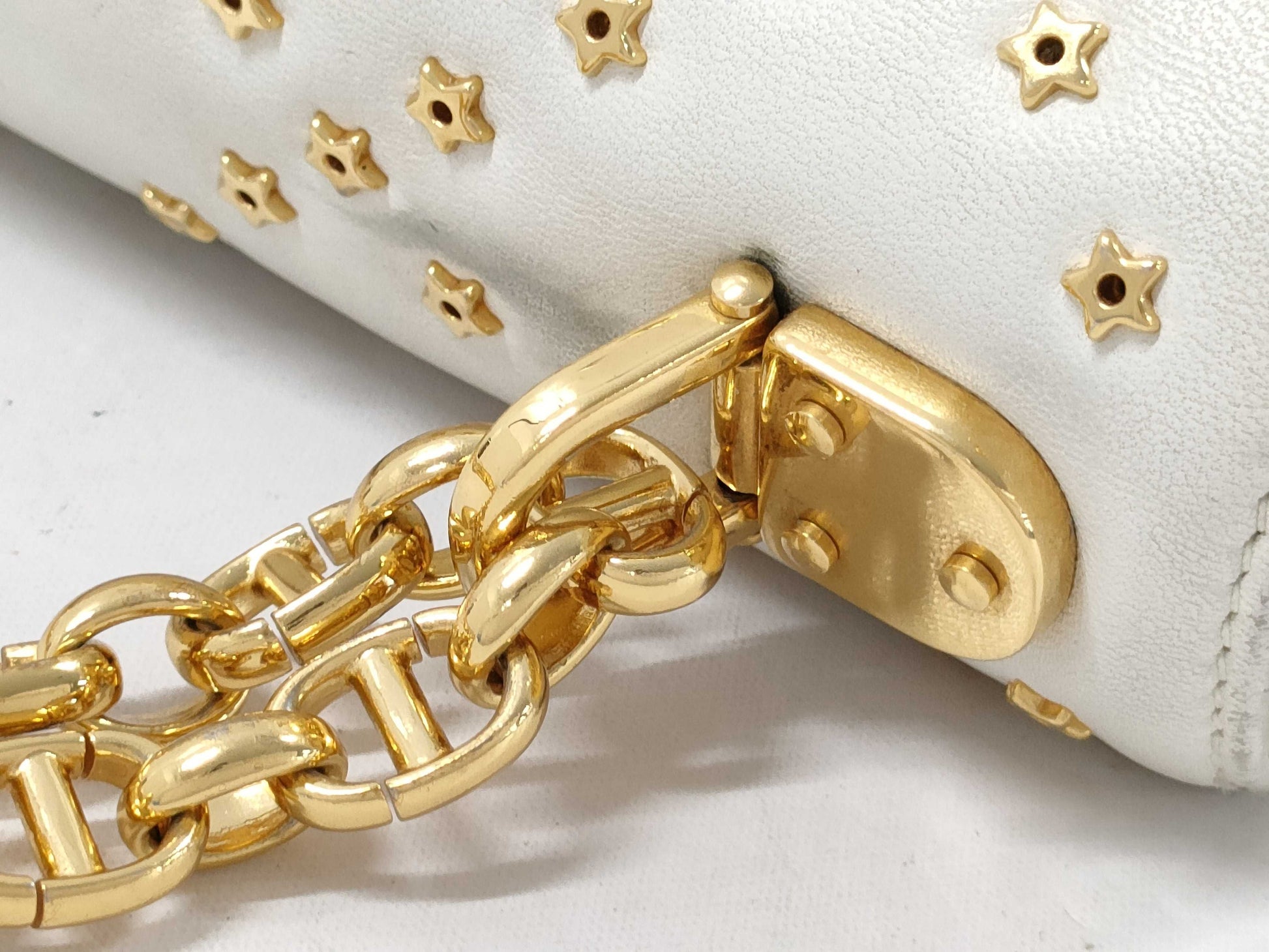 Dior Women's Caro Lucky Star Chain Shoulder Bag M9241UNHH Shoulder Bag