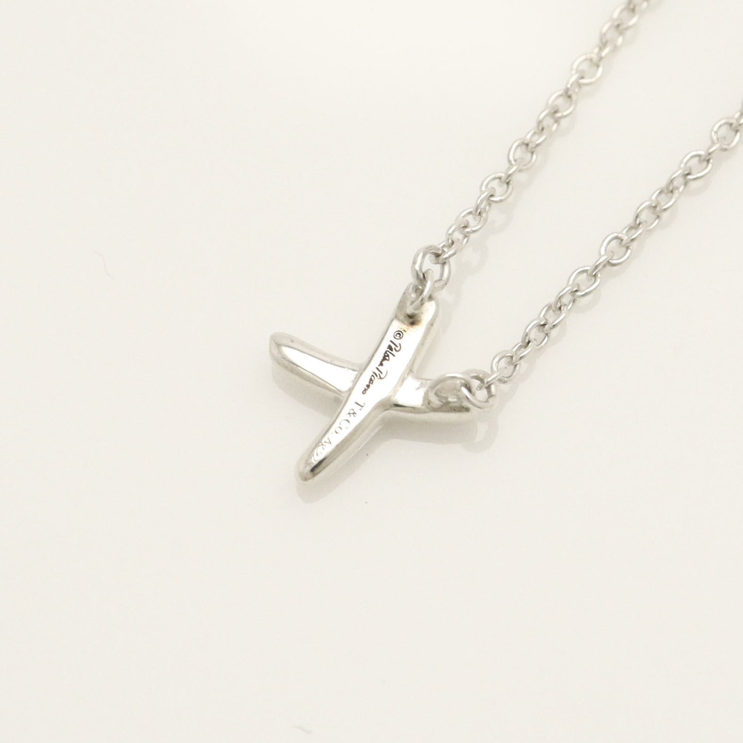 Tiffany & Co. Mini Kiss Cross Paloma Picasso Necklace in 925 Sterling Silver, 12.7g