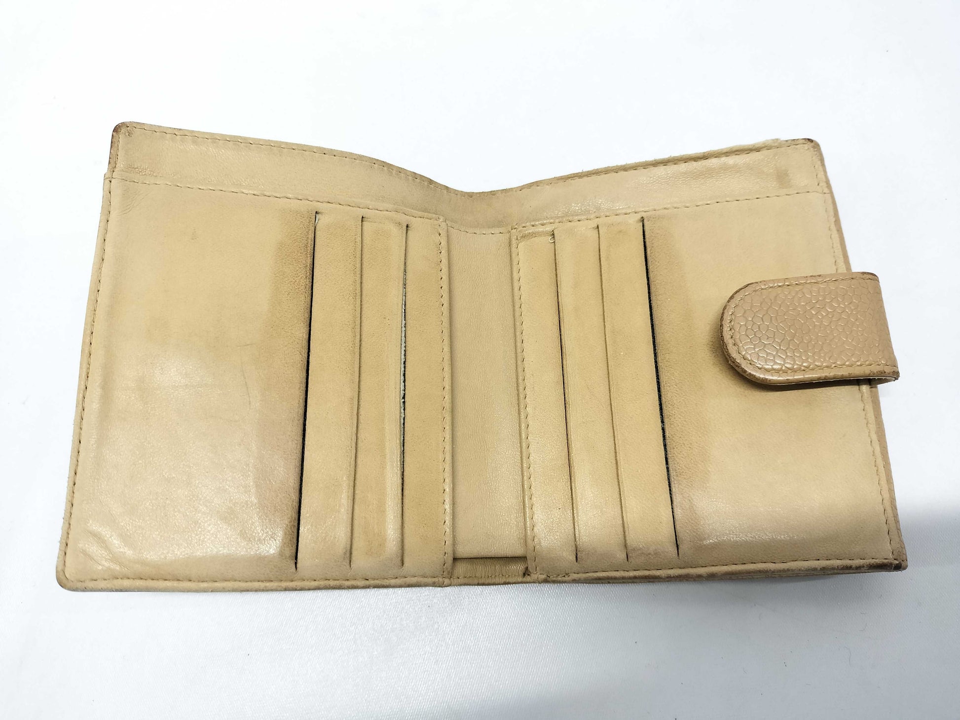 CHANEL CHANEL Folding Wallet Caviar Skin Coco Mark with Card Sticker