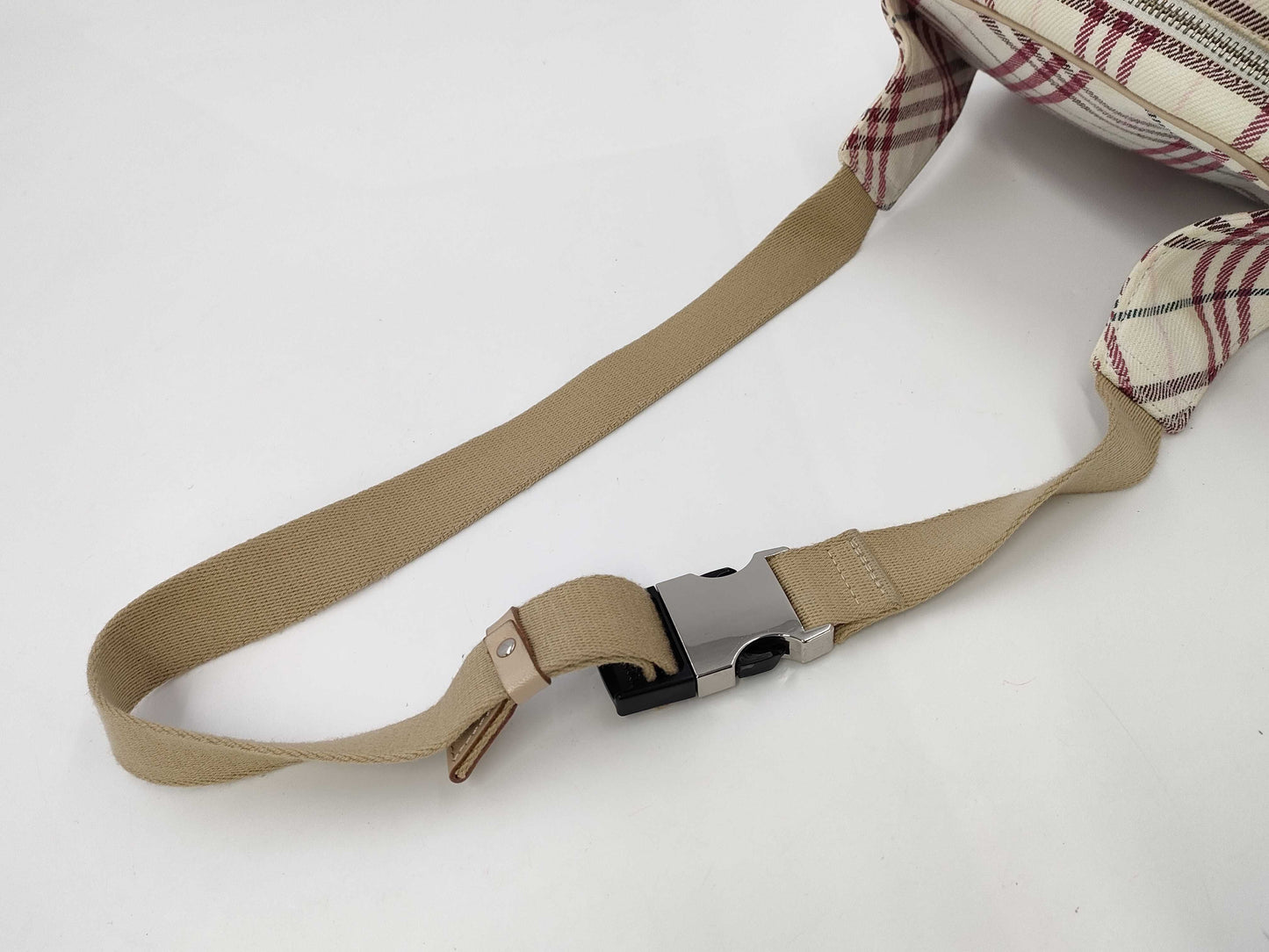 DE BEERS Burberry waist bag