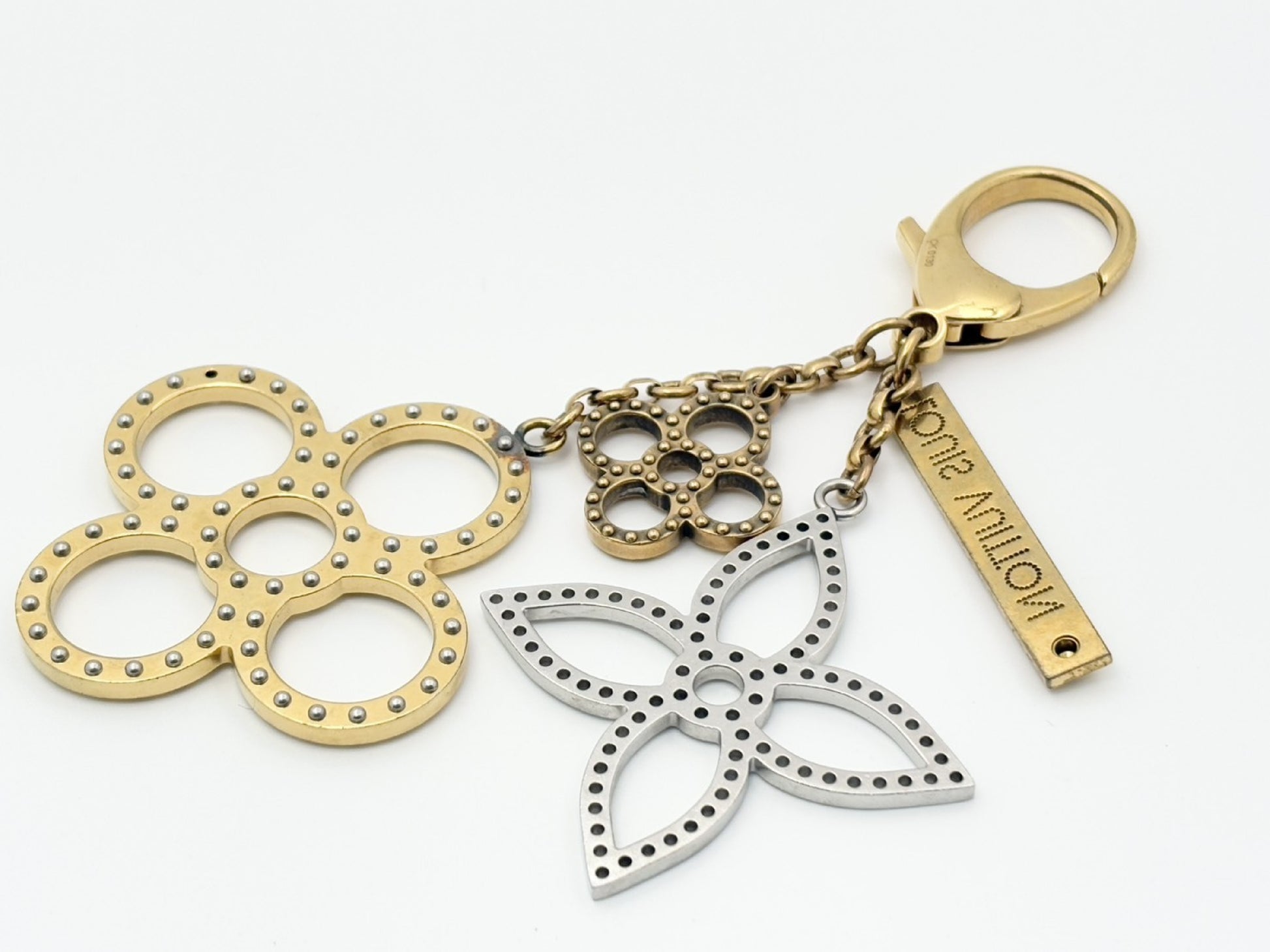 LOUIS VUITTON Vuitton M65090 Bijousac Tappage Charm Keyring CK0130 Keycase Keychain