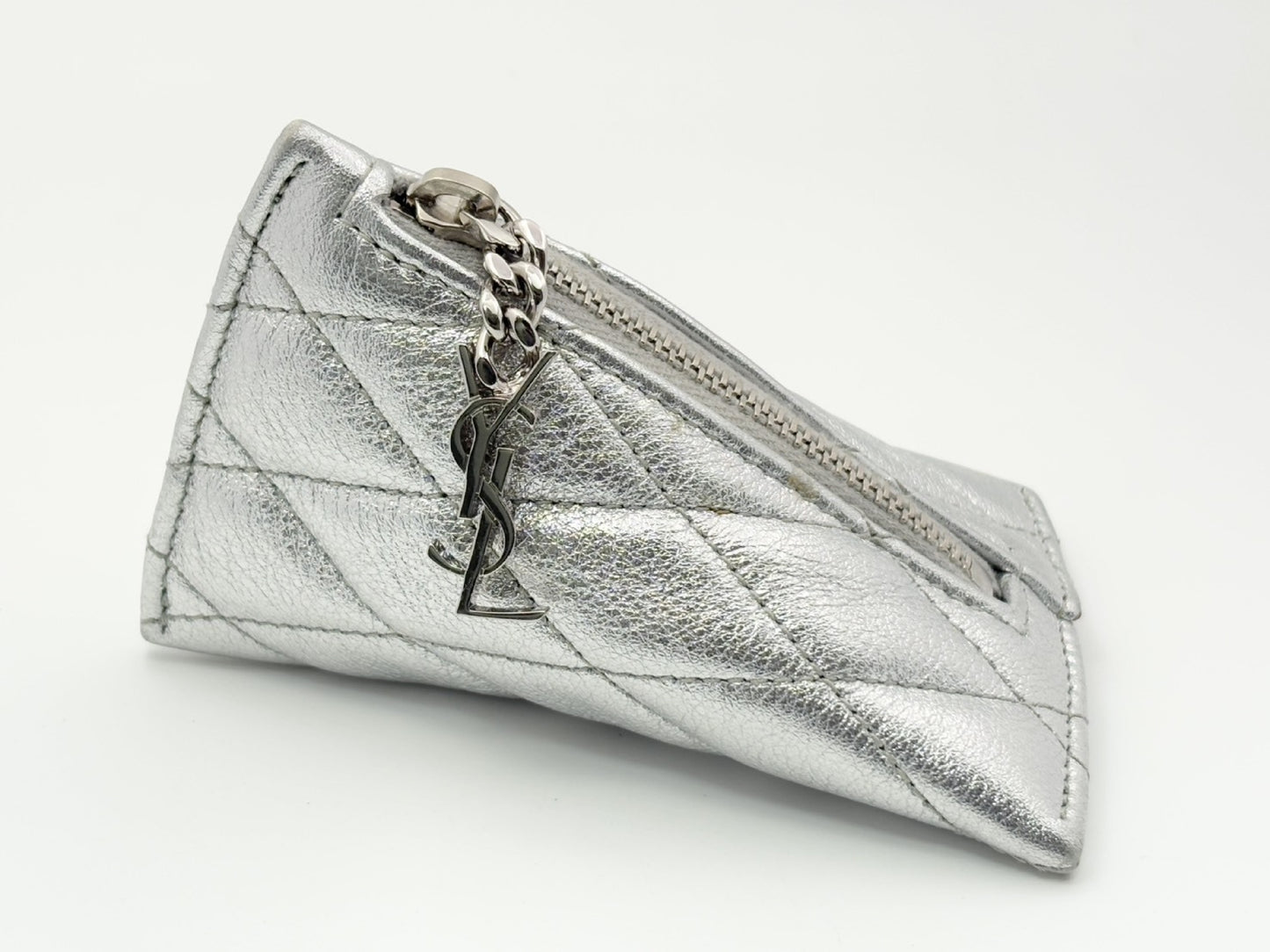 SAINT LAURENT 669925 Berlingo Triangle Leather YSL Logo Charm Coin Case with Keyring Metallic Silver Coin Case