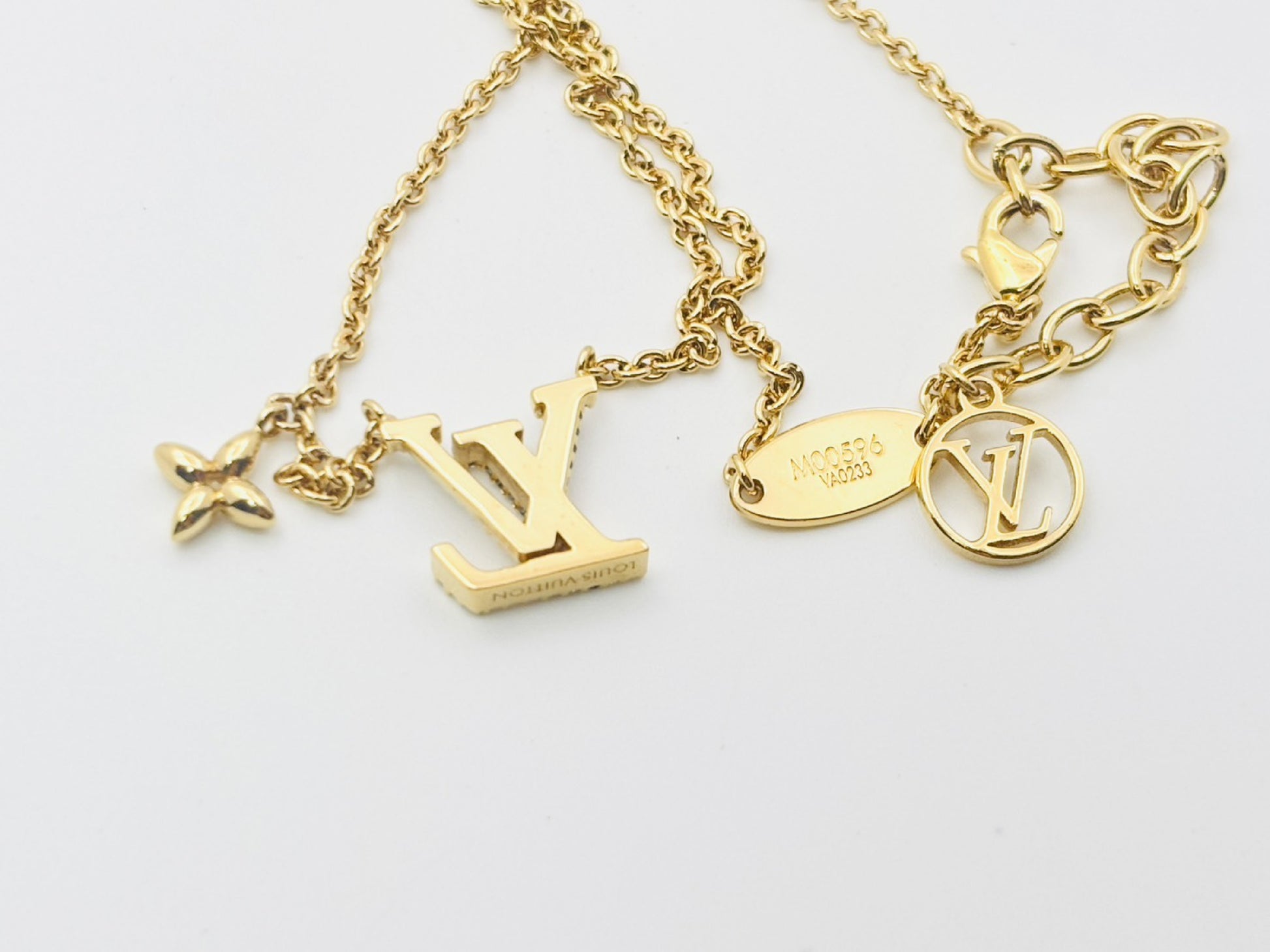 LOUIS VUITTON Vuitton M00596 Colier LV Iconic Gold Rhinestone VA0233 Necklace