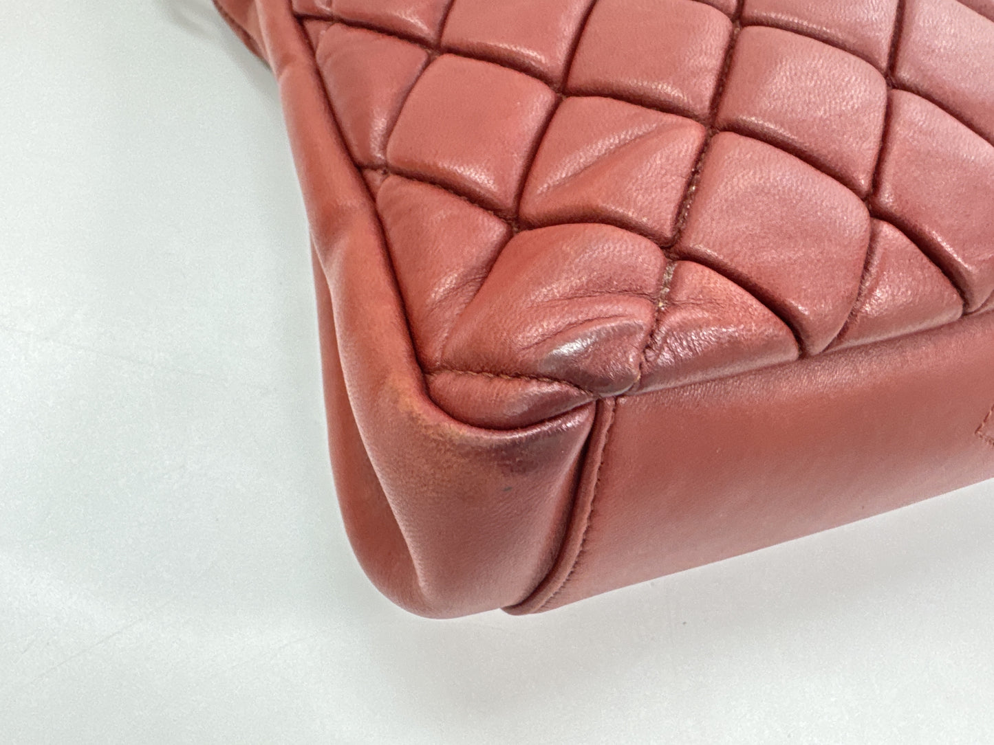 CHANEL Lambskin Matelasse Chain Shoulder Bag