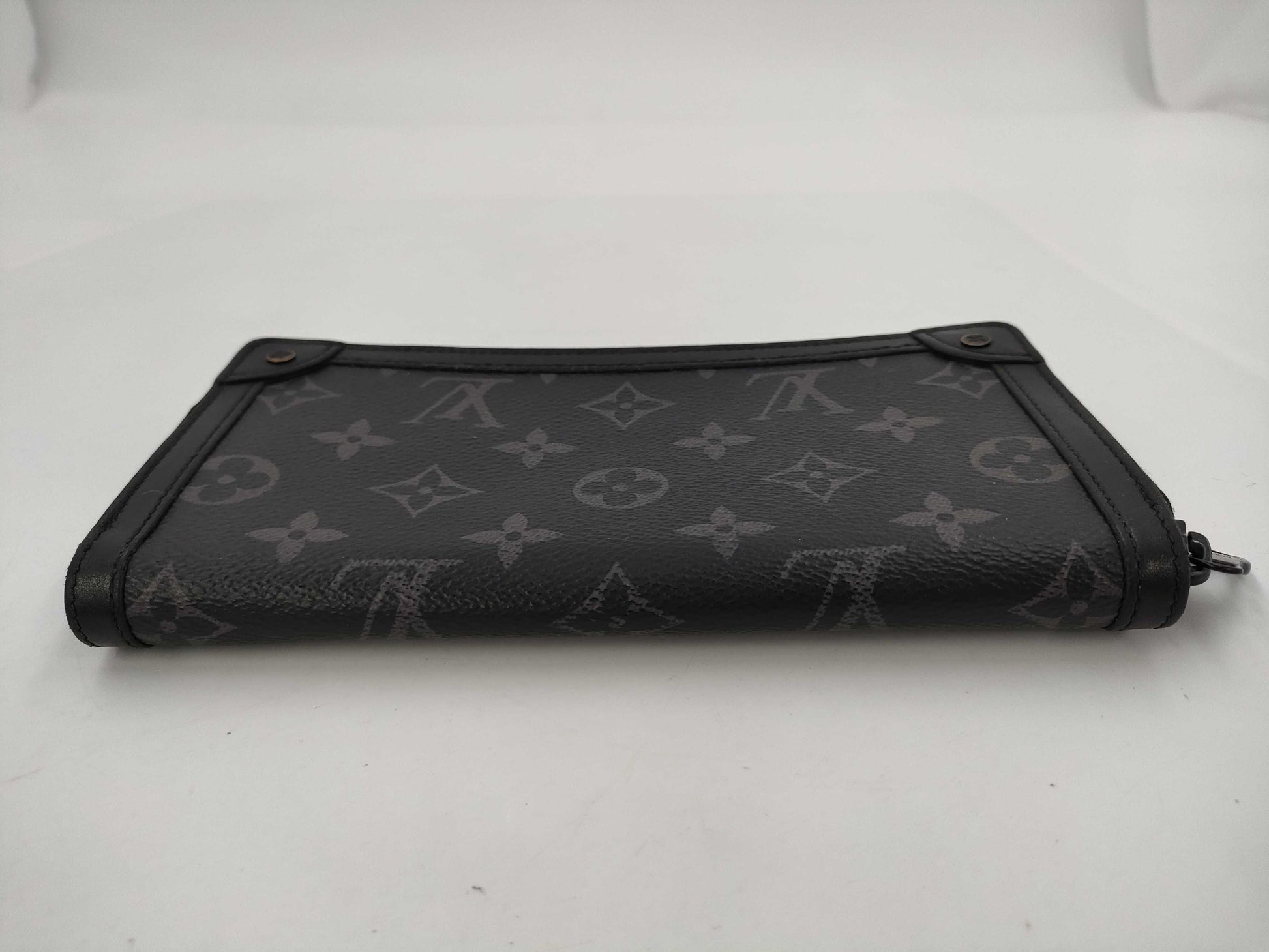 LOUIS VUITTON LV M80558 Eclipse Trunk Zippy Wallet RFID Tag Wallet