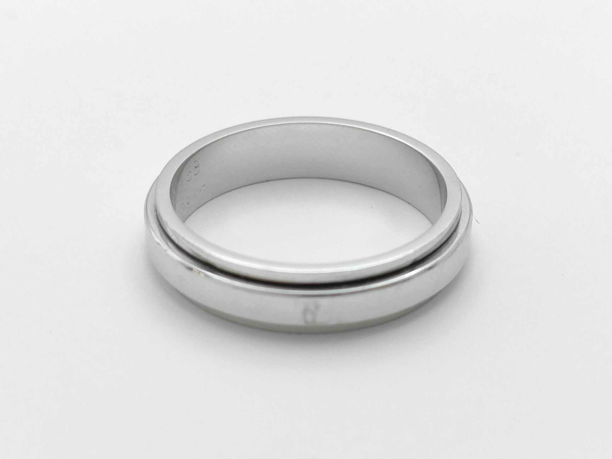 PIAGET Postion #58 WG Au750 7.1g Ring 