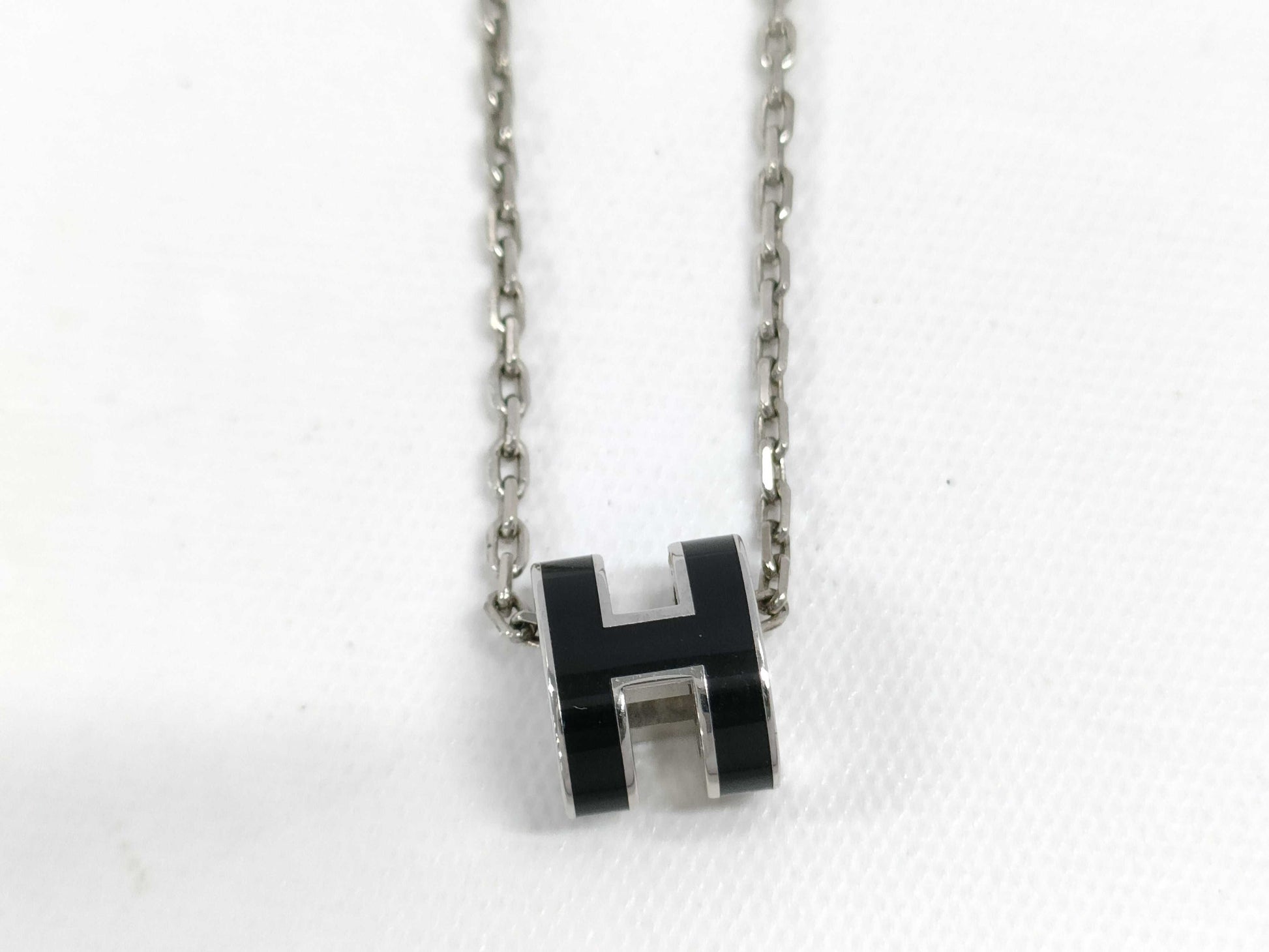 HERMES Pop H Mini Necklace