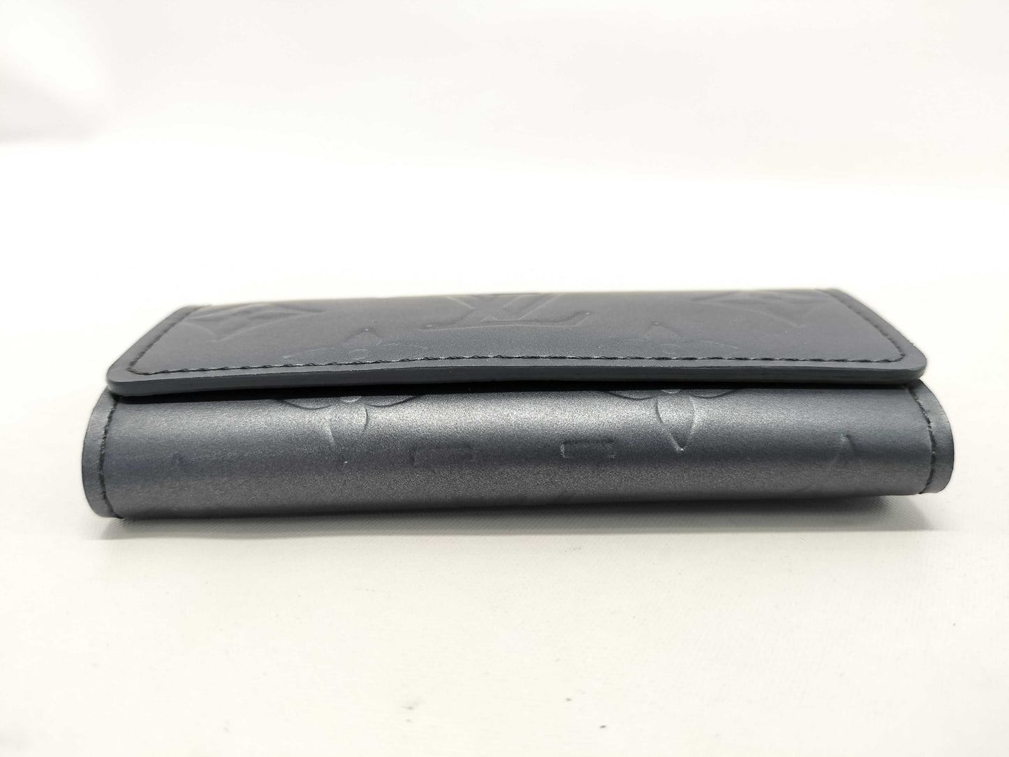 LOUIS VUITTON LV M65162 Monogram Matte Multicle 4 Key Case, 4-Ring Keychain