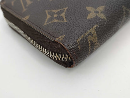 LOUIS VUITTON Vuitton Monogram Zippy Wallet M42616 CA0017 Wallet