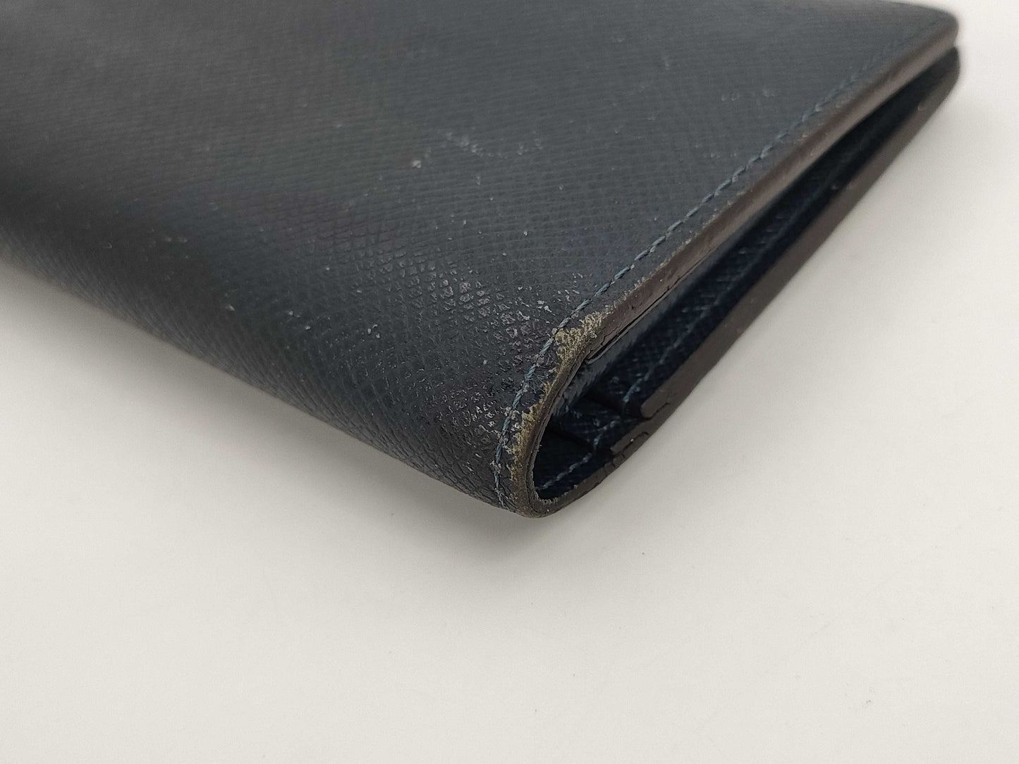 LOUIS VUITTON Vuitton Taiga Portefeuille Braza M30502 S*2166 Wallet