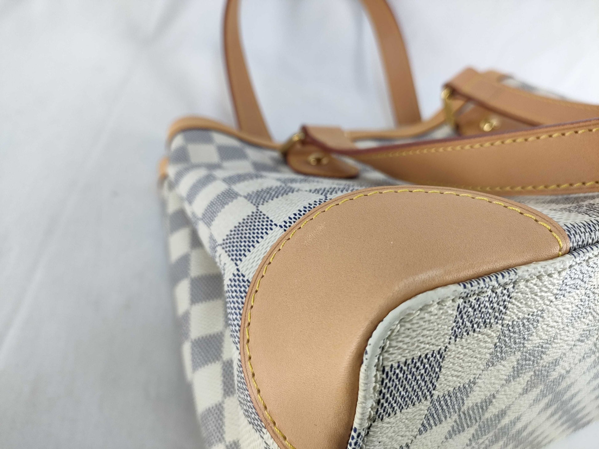 LOUIS VUITTON Damier Azure LV Damier Azul Hampstead Handbag Handbag