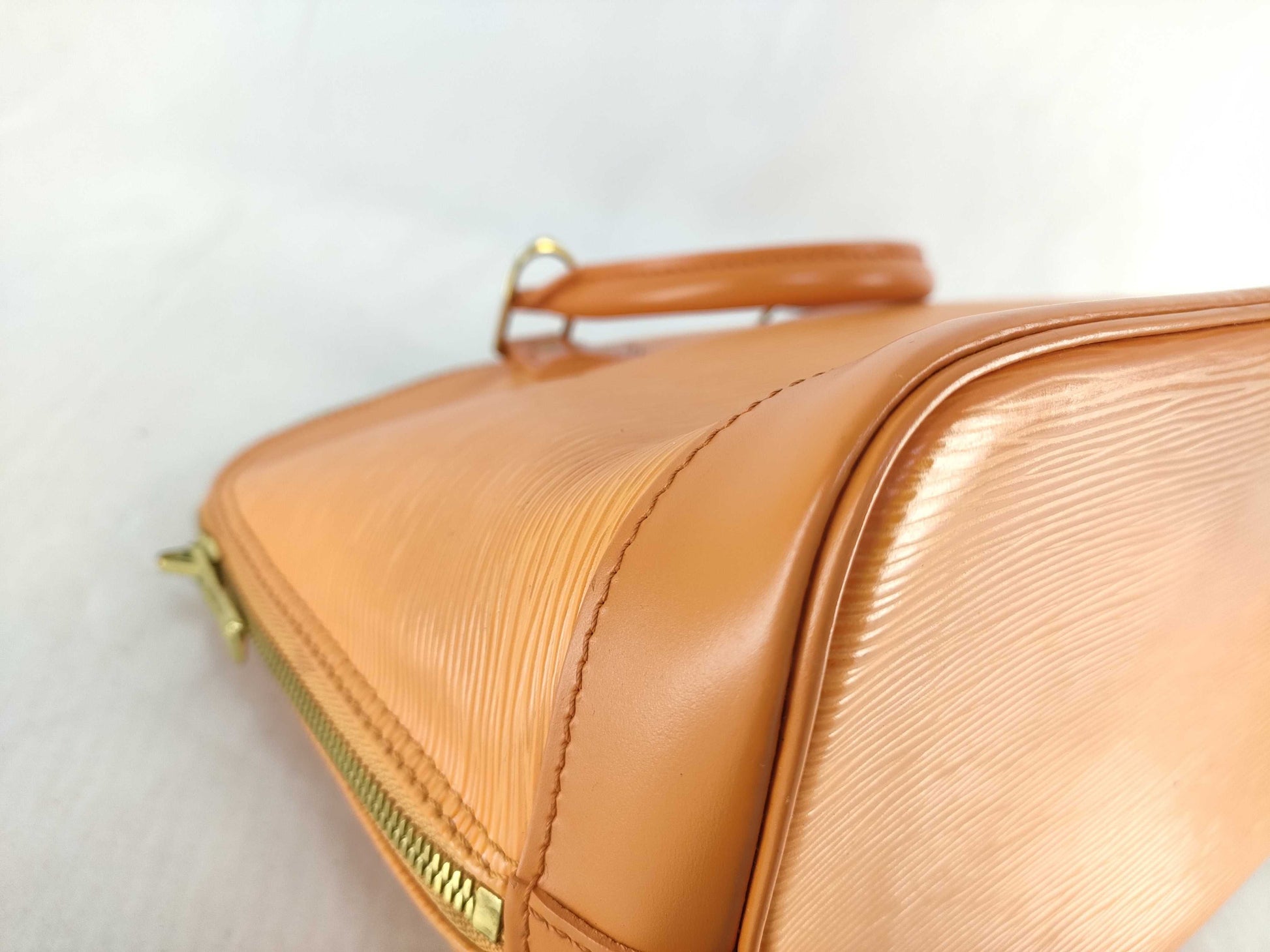 LOUIS VUITTON Epi LV Alma Handbag Pimon Orange Leather Women's Handbag