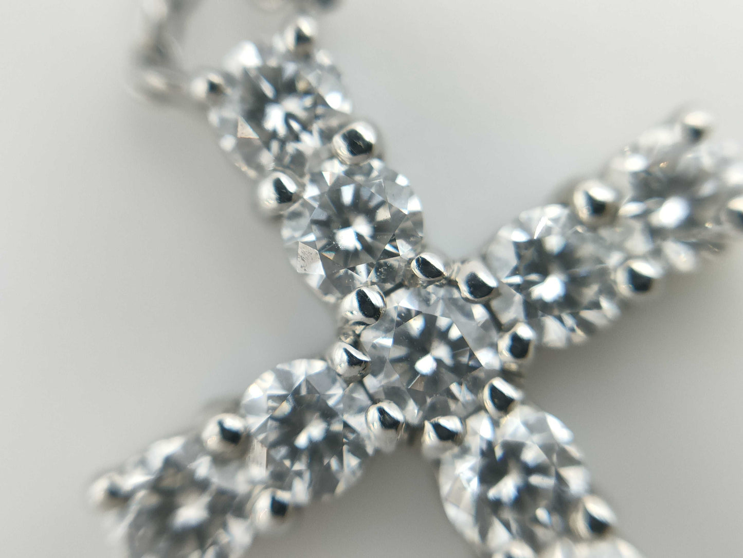 HARRY WINSTON Mini Cross Diamond Pt950 3.6g Necklace 