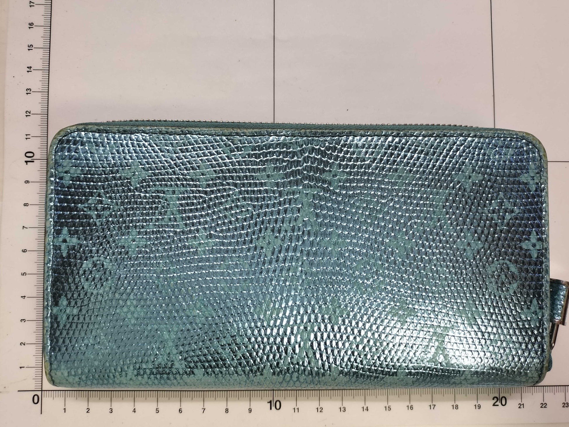 LOUIS VUITTON Louis Vuitton Metallized Blue Lizard Monogram Zippy Wallet Long Wallet Wallet