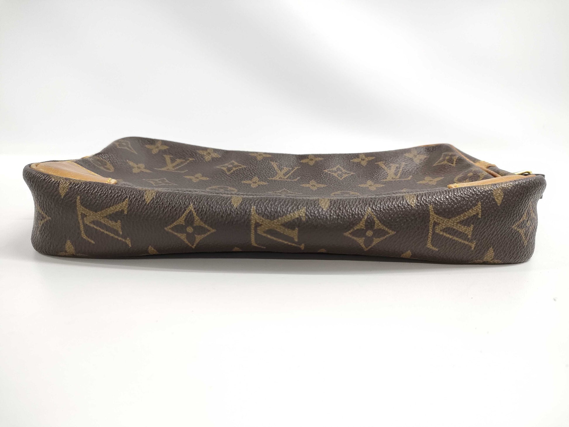 LOUIS VUITTON Vuitton Marli Dragone Clutch Bag Second Bag Clutch Bag