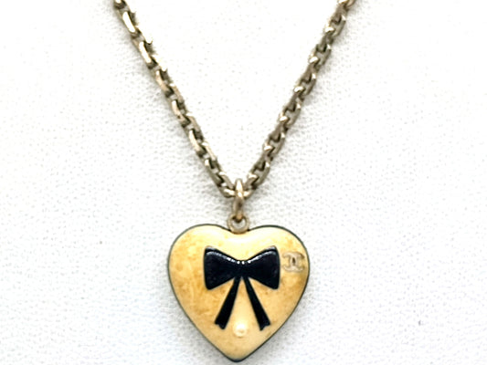 CHANEL Coco Mark Heart Necklace 06P Necklace