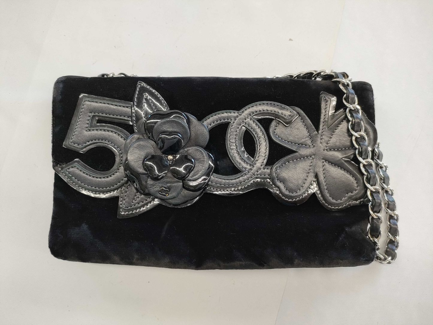 CHANEL No.5 Camellia Cereal Chain Shoulder Bag