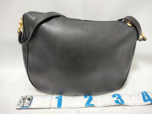 Salvatore Ferragamo Gancini Ferragamo One-Shoulder Bag, All Leather, Black