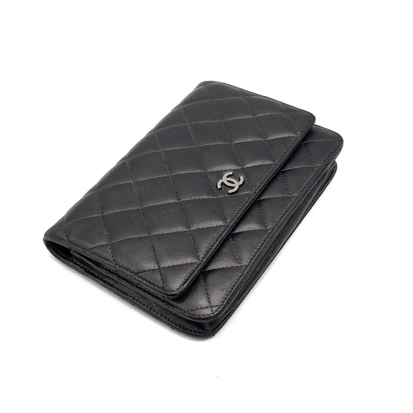 CHANEL Matelasse Coco Mark Lambskin Chain Wallet Shoulder Bag