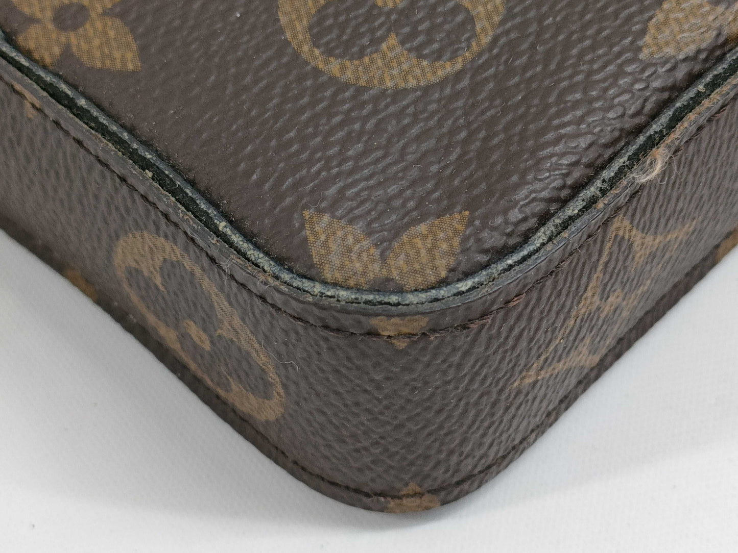 LOUIS VUITTON LV Pochette Felicity Monogram M61276 MI0197 Brown Shoulder Bag