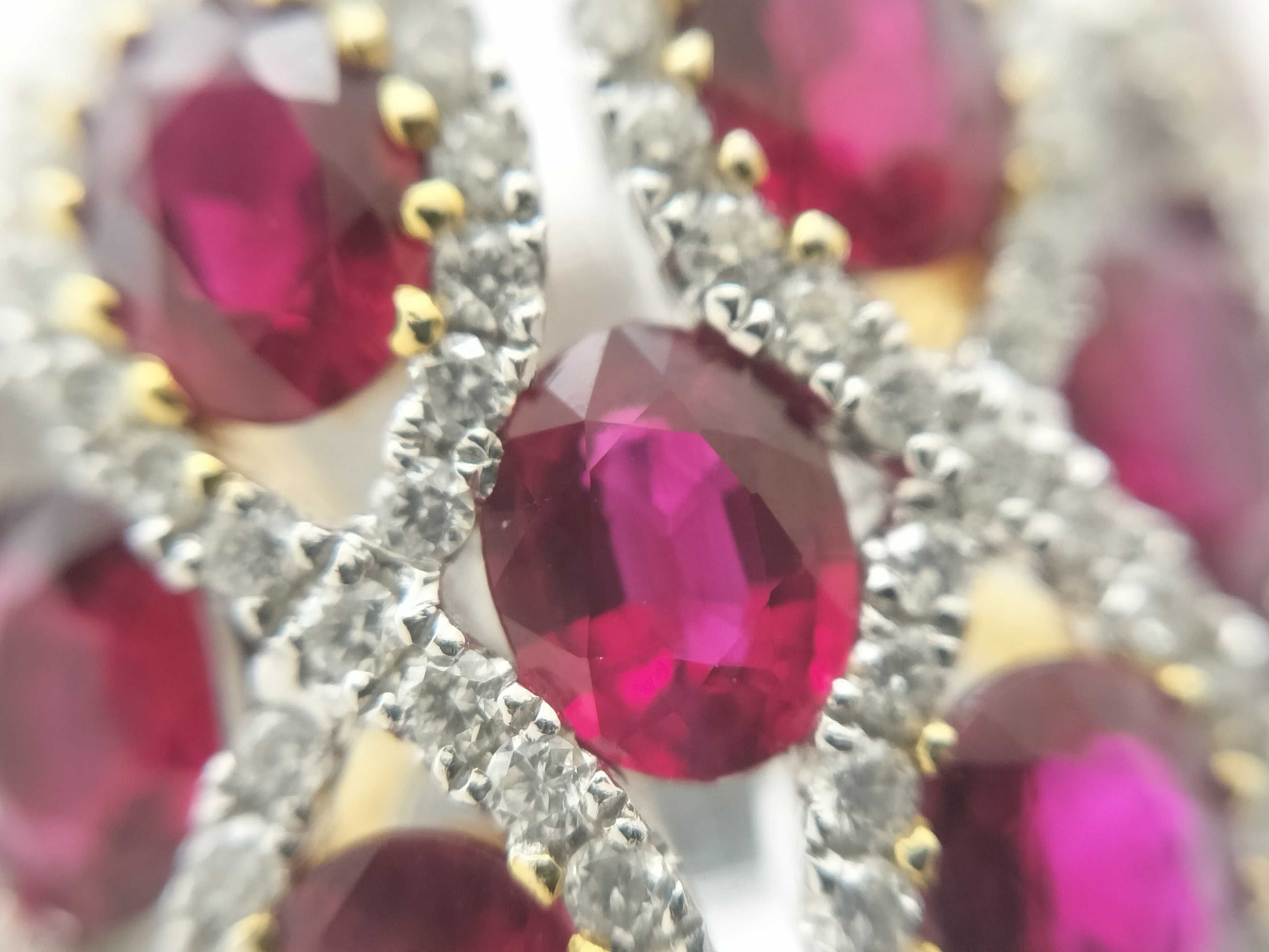 R4.39ct D0.72ct 750 13.3g Ring 
