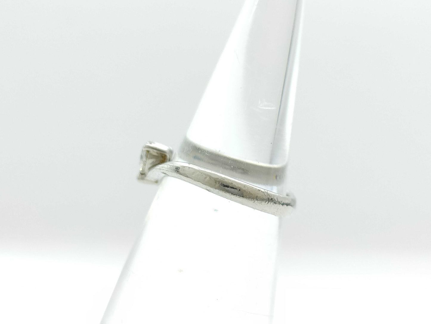 D0.220ct Pt900 2.4g Ring 