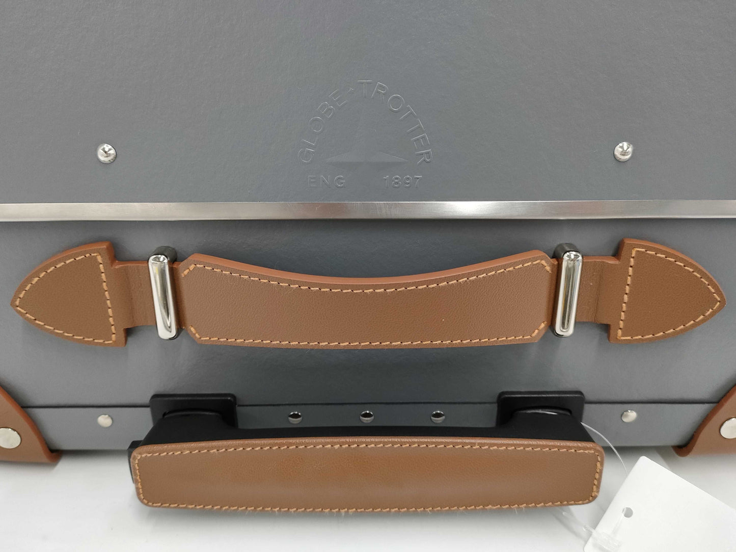 GLOBE-TROTTER Centenary 4-Wheel Carry-On Grey/Caramel Suitcase Carry Bag