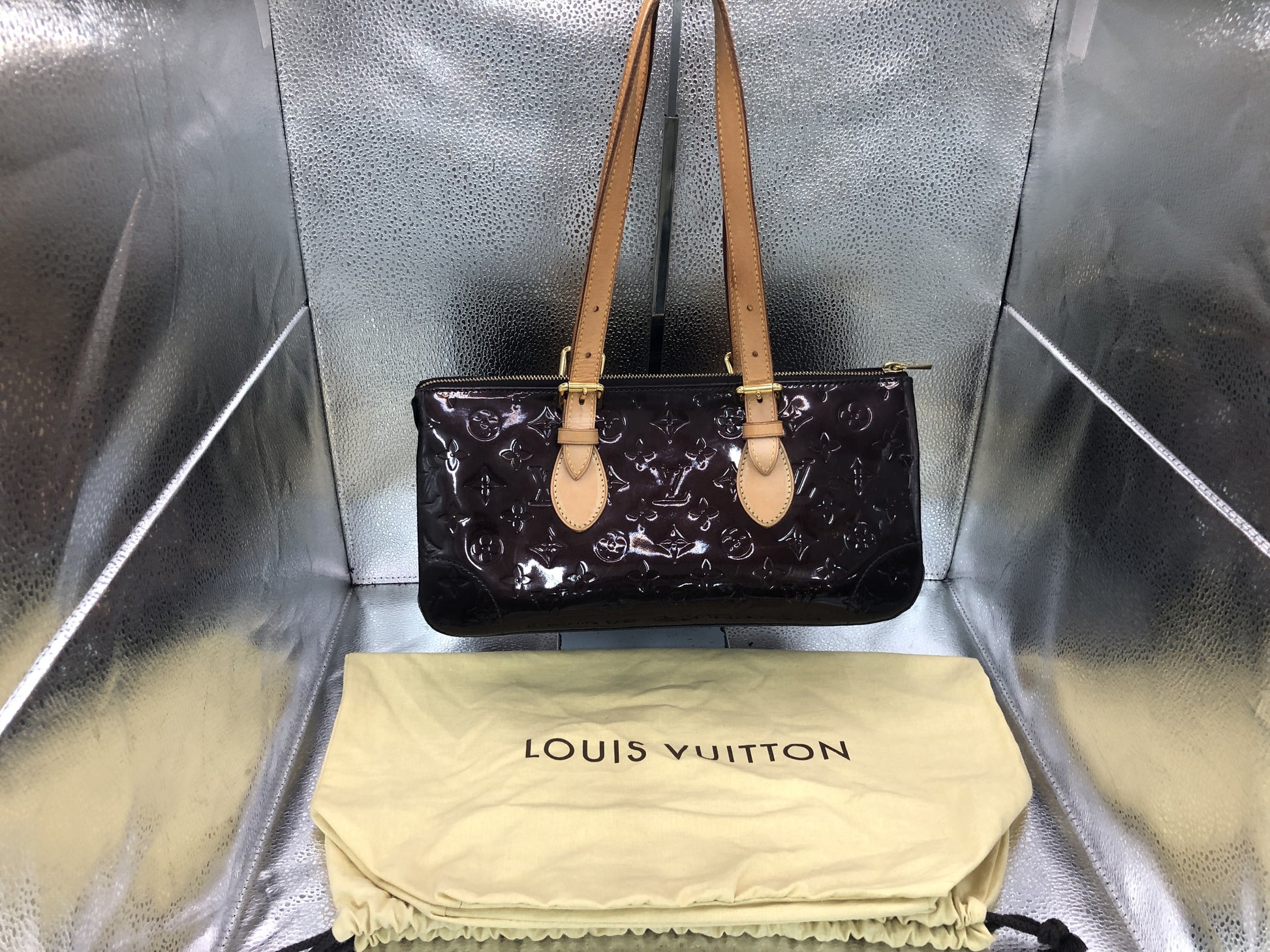LOUIS VUITTON Verni Rosewood Avenue M93510 FL1130 Patent Leather Amarant Handbag with Storage Bag
