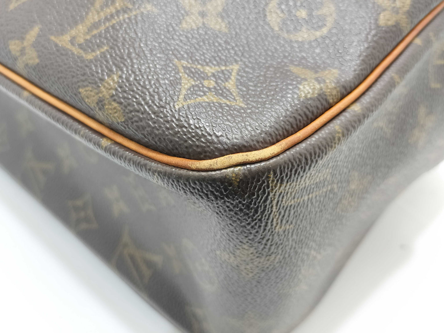 LOUIS VUITTON Monogram Cite Shoulder Bag