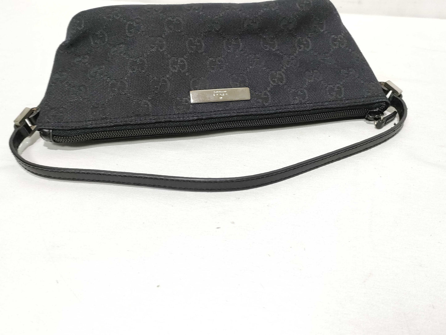 GUCCI GG Canvas GUCCI Gucci Accessory Pouch GG Handbag