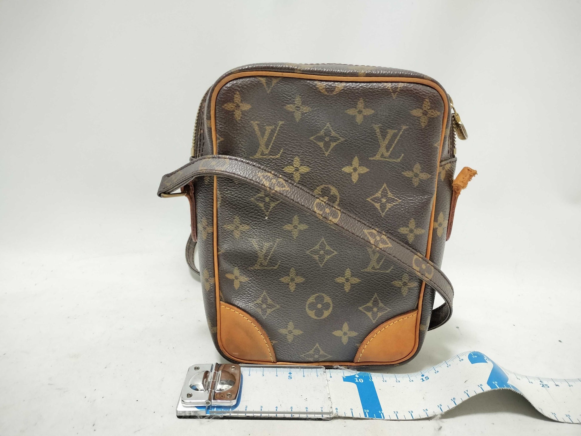 LOUIS VUITTON Monogram Amazon Shoulder Bag