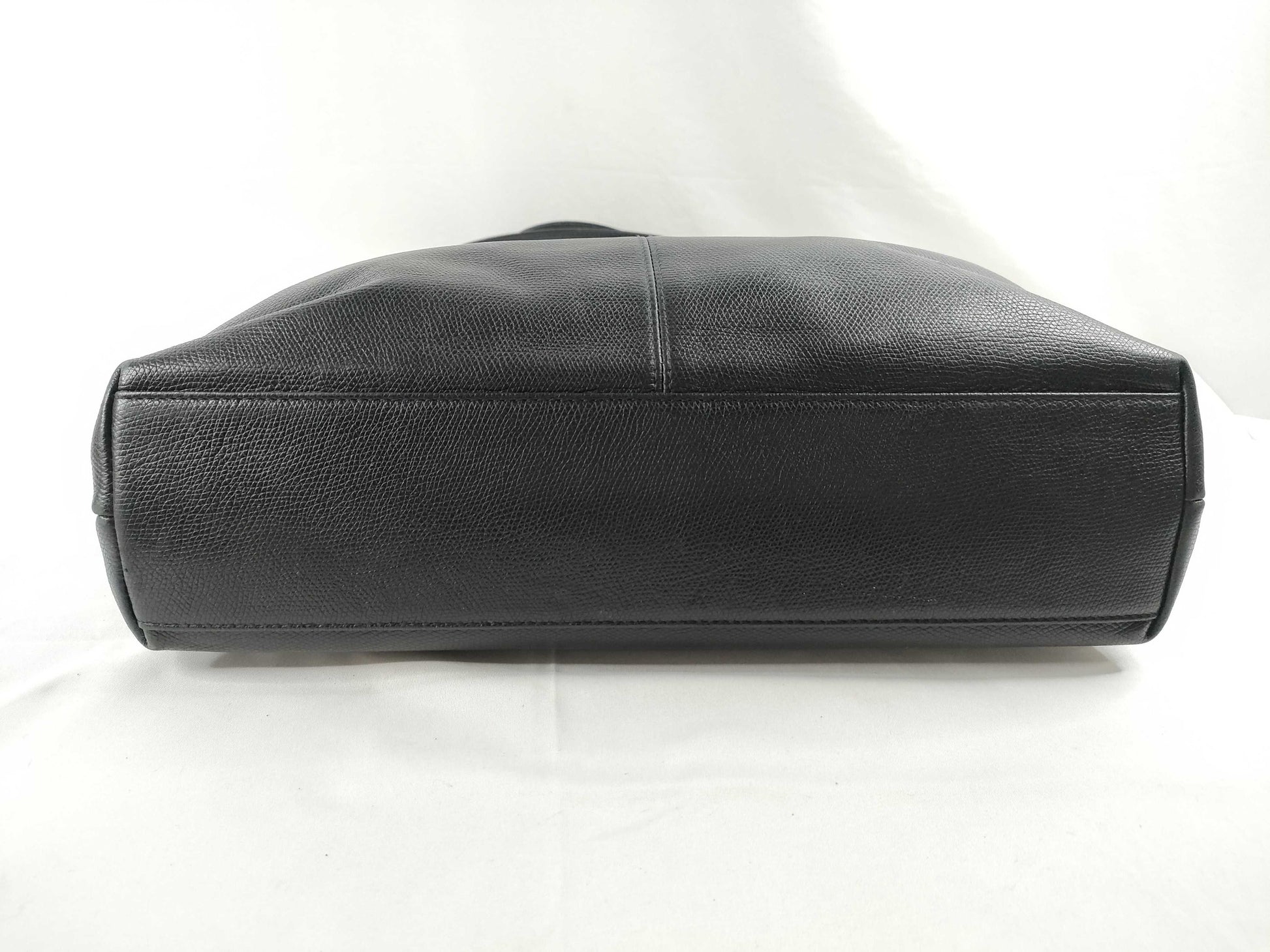 MCM Chain Shoulder Leather Black Tote Bag