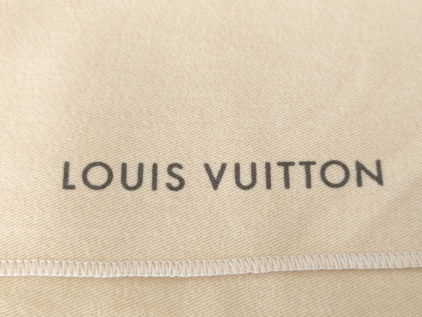 LOUIS VUITTON Dust Bags for Long Wallets, 15-Pack 