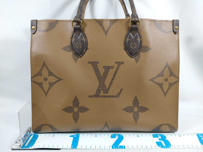 LOUIS VUITTON On the Go MM IC Chip Handbag