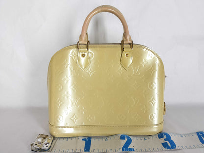 LOUIS VUITTON Vernis Louis Vuitton Enamel Alma Shoulder Bag Handbag